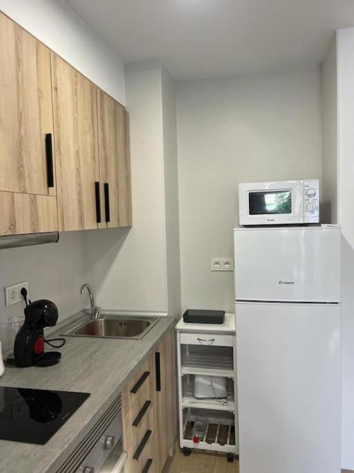 Entremares, Estudio A 150 Metros Playa Roquetas de Mar Ngoại thất bức ảnh